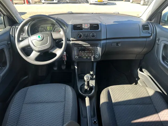 Škoda Fabia 1.2 Comfort , 5 deurs , airco 2013 Benzine 7