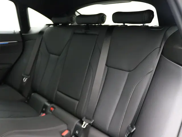BMW i4 eDrive35 2024 Elektrisch 22