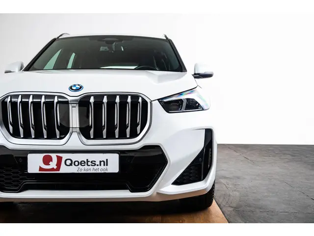 BMW X1 xDrive25e 2024 Hybride Benzine 23
