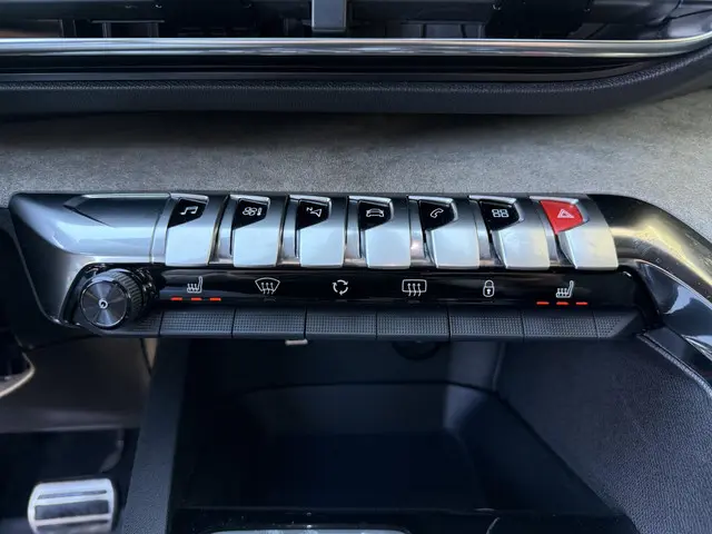 Peugeot 5008 1.2T 130pk Automaat GT 2024 Benzine 16