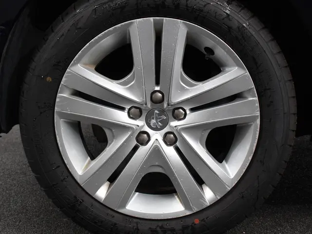 Peugeot 208 1.2 PureTech Allure 2019 Benzine 28