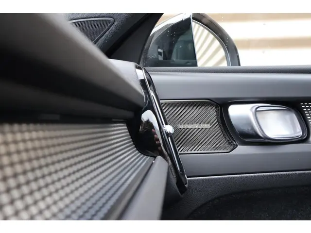 Volvo XC40 T5 Recharge R-Design 2020 Hybride Benzine 21