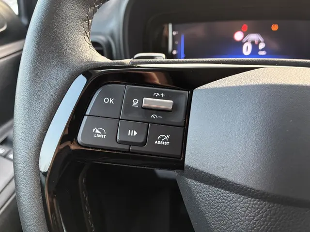 Opel Combo 1.5 BlueHDi 130 Pk Automaat 2024 Diesel 36