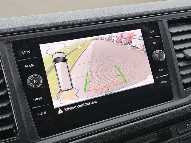 MAN TGE 3.140 2023 Diesel 13