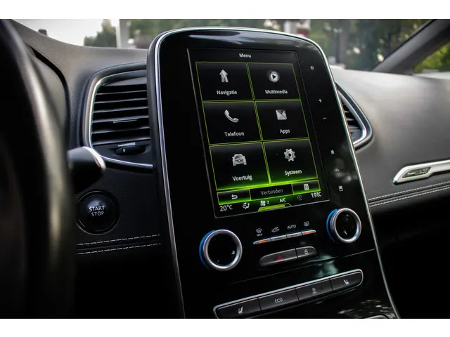 Renault Scénic TCe 130 Bose 2017 Benzine 15