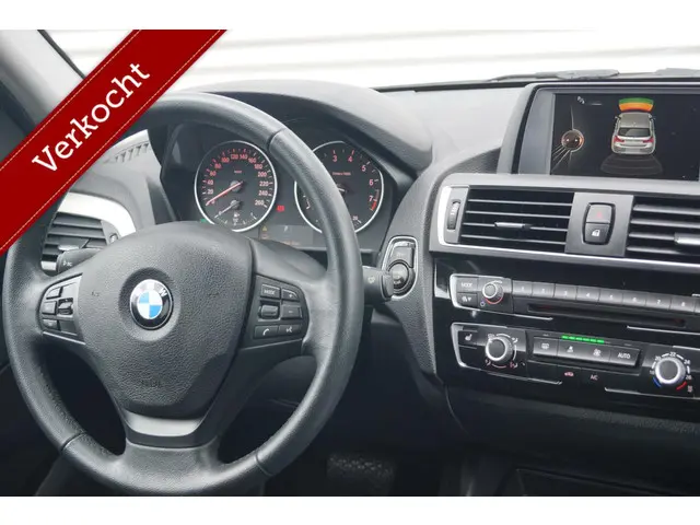 BMW 1 Serie 118i 2016 Benzine 14