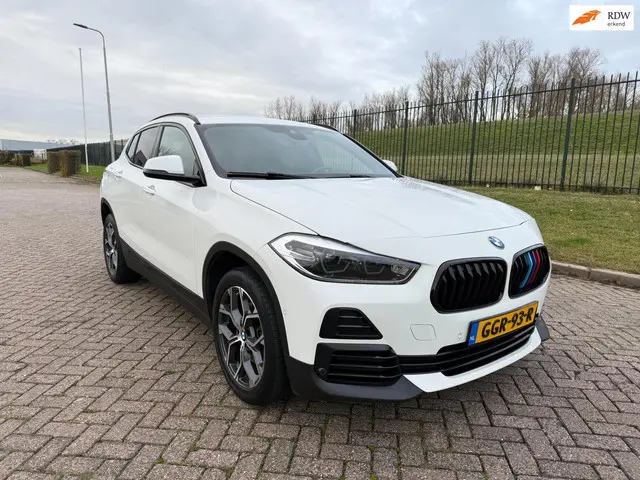 BMW X2 SDrive18i Executive 2022 Benzine