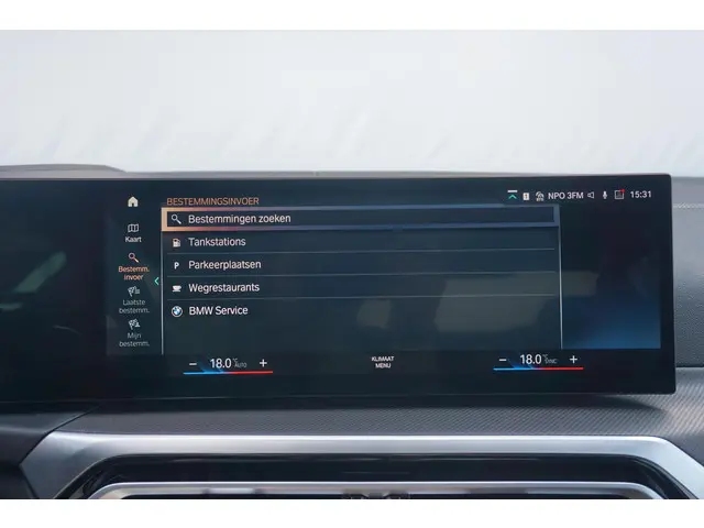 BMW 4 Serie Coupé 420i 2024 Benzine 24