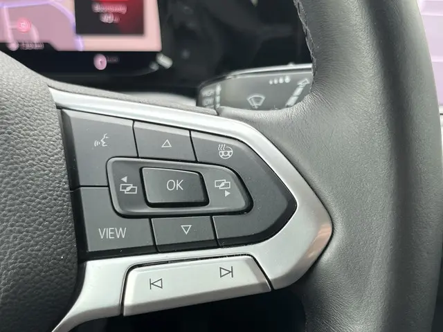 Volkswagen Golf 1.5 TSI Life 2020 Benzine 37