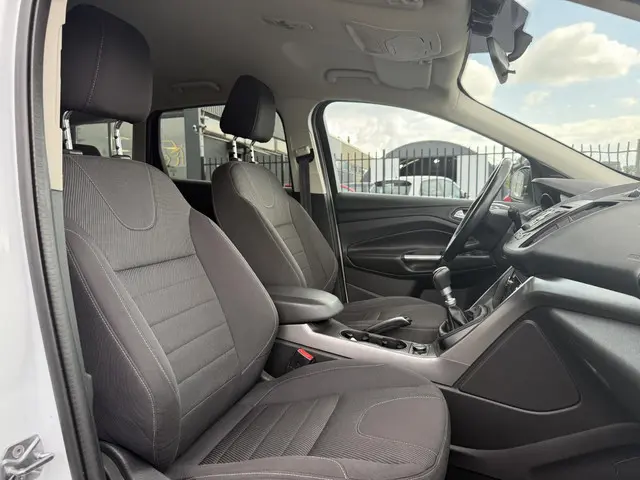 Ford Kuga 1.5 Titanium 2014 Benzine 7