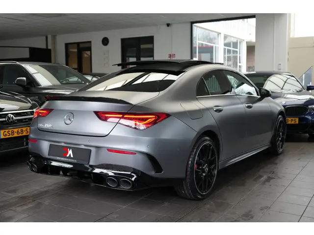 Mercedes-Benz CLA 250 e MAGNO AMG 2022 Hybride Benzine 5