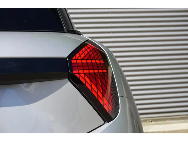 MINI 3-Deurs Cooper E 2025 Elektrisch 11