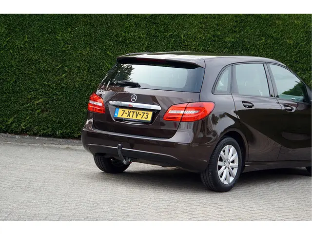 Mercedes-Benz B-Klasse B 180 Ambition 2014 Benzine 34
