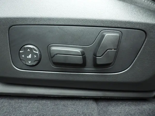 BMW iX2 eDrive20 2025 Elektrisch 25