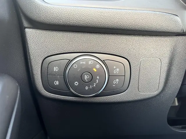Ford Focus 1.0 EcoBoost Active 2024 Hybride Benzine 23