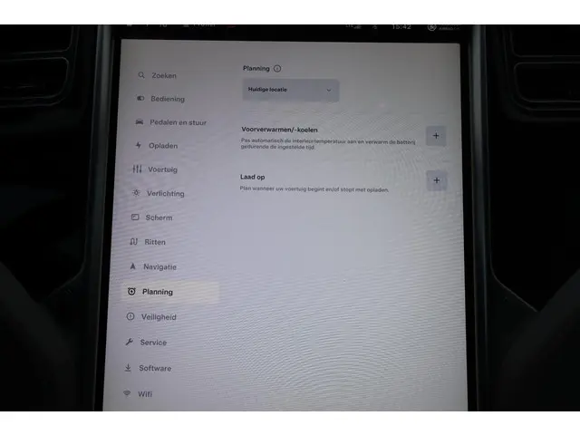 Tesla Model S 85 Base 2014 Elektrisch 38