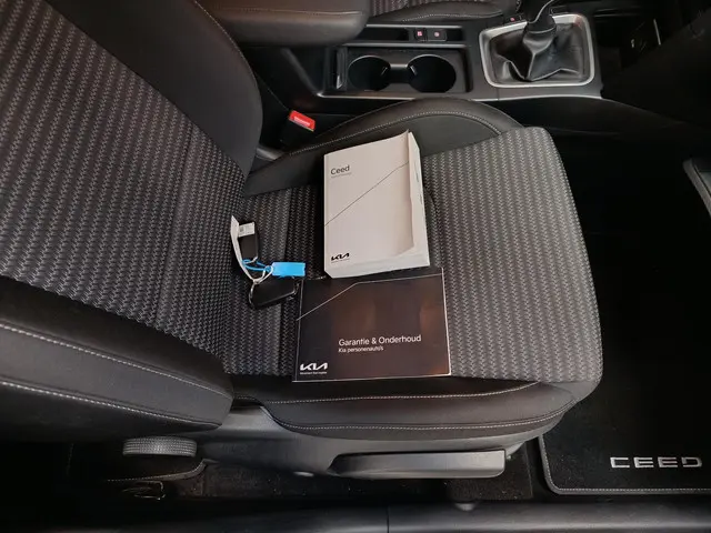 Kia Ceed Sportswagon 1.0 T-GDi DynamicLine 2022 Benzine 19