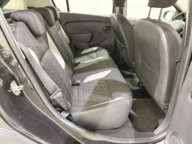 Dacia Sandero Stepway 0.9 TCe Laureate Navi 2014 Benzine 17