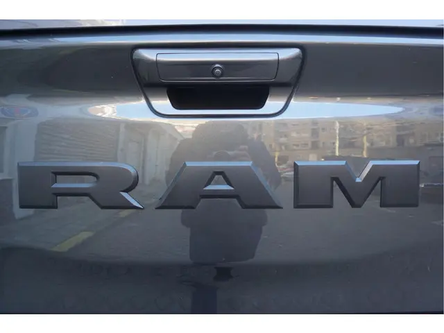 Dodge Ram 1500 5.7 V8 4x4 Rebel Sport 2020 LPG/Gas 31