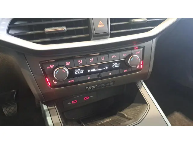 SEAT Arona 1.0 TSI Xperience 2023 Benzine 16
