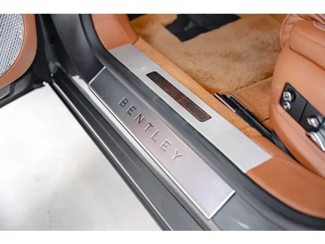 Bentley Flying Spur 4.0 V8 2021 Benzine 49