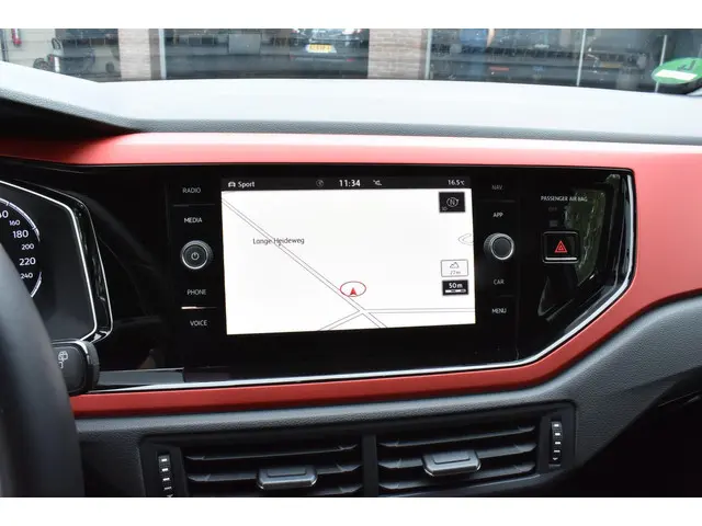 Volkswagen Polo 2.0 TSI GTI 2018 Benzine 18