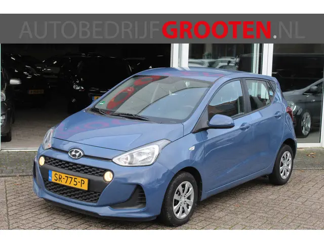 Hyundai i10 1.0i Comfort//Airco//Navi//5drs!! 2018 Benzine