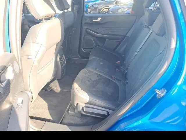 Ford Kuga 2.5 PHEV Active X 2025 Hybride Benzine 8