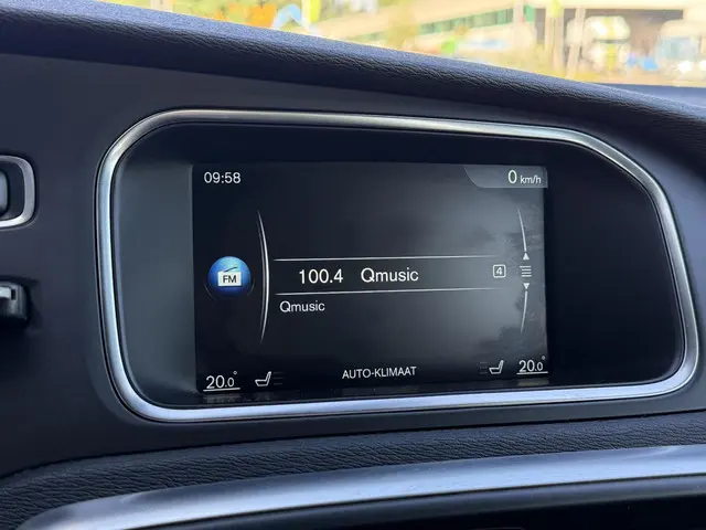 Volvo V40 2.0 T2 Nordic+ 2016 Benzine 10