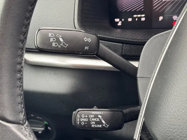 Škoda Karoq 1.5 TSI DSG ACT Ambition 2024 Benzine 14