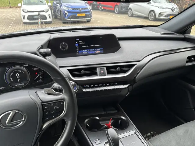 Lexus UX 300e Business 54 kWh 2020 Elektrisch 19