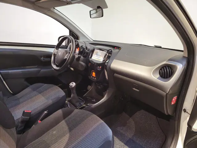 Peugeot 108 1.2 Puretech Allure TOP! 2015 Benzine 16