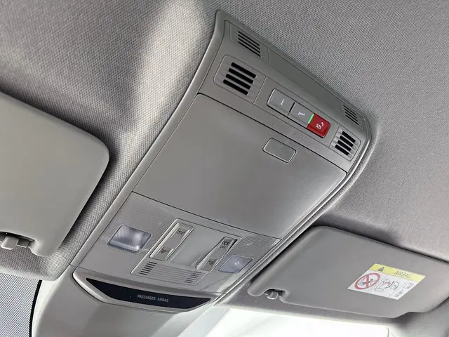 Škoda Kamiq 1.0 TSI Business Edition DSG 2025 Benzine 8