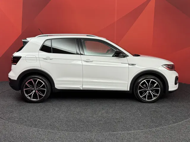 Volkswagen T-Cross 1.0 TSI R-Line 2021 Benzine 16