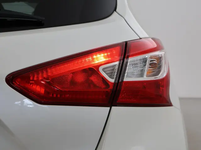Nissan Pulsar 1.2 DIG-T N-VISION + TREKHAAK 2017 Benzine 27