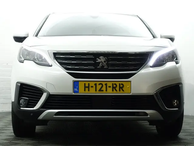 Peugeot 5008 1.2 PureTech GT Line Aut- 2020 Benzine 35