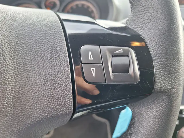 Opel Corsa 1.4-16V BlitZ 2014 Benzine 21