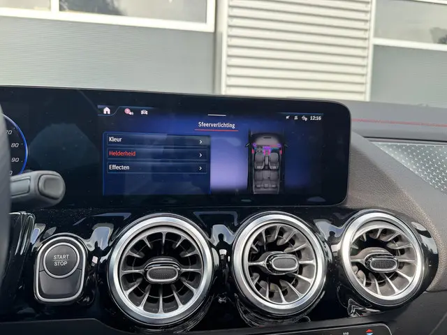 Mercedes-Benz EQA 250+ AMG Line 71 kWh 2024 Elektrisch 7