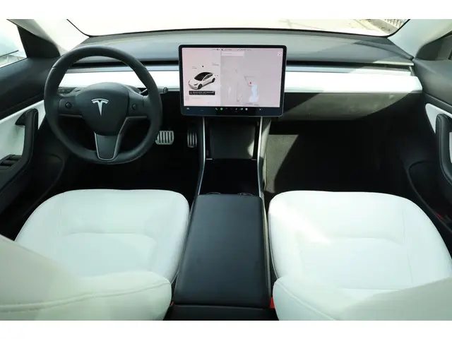Tesla Model 3 Performance AWD 75 kWh 2019 Elektrisch 6