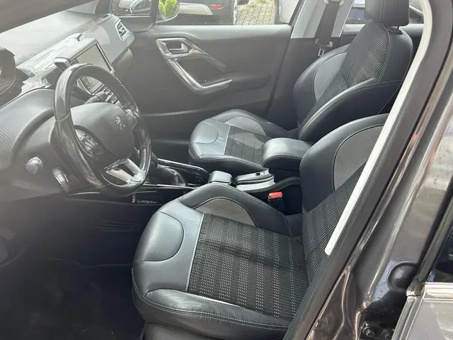 Peugeot 2008 1.2 PureTech Allure 2015 Benzine 5