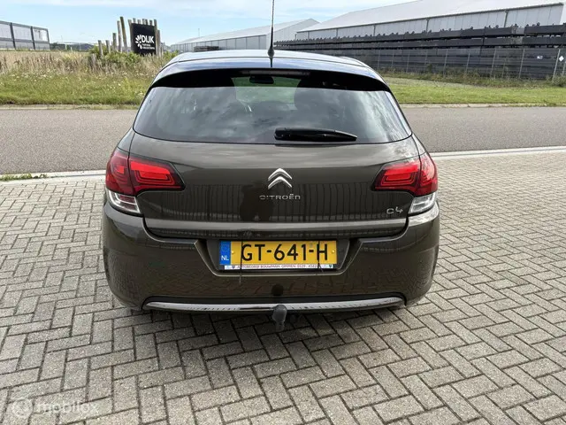 Citroën C4 1.2 PureTech Business 2015 Benzine 5