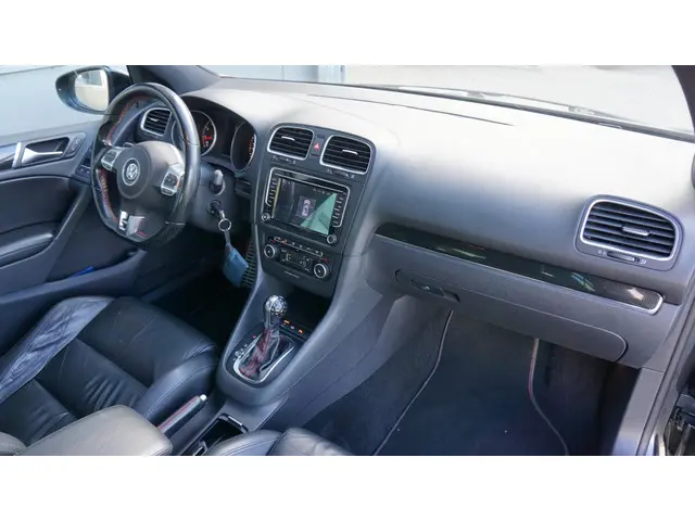 Volkswagen Golf 2.0 GTI 235PK Edition 35 2012 Benzine 12