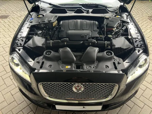 Jaguar XJ 5.0 V8 SC Supersport 2013 Benzine 17