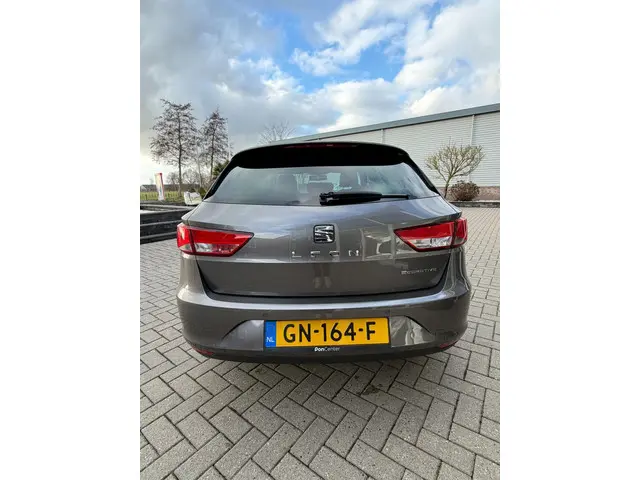 SEAT Leon ST - 1.0 EcoTSI Style Connect 2015 Benzine 9