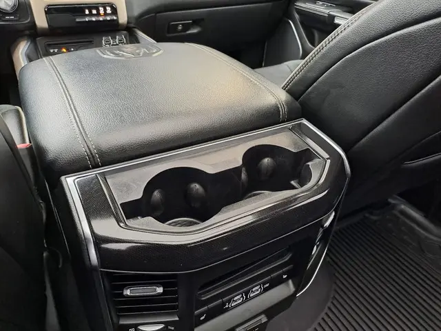 Dodge Ram 1500 5.7 V8 4x4 Crew Cab Laramie 2019 LPG/Gas 20