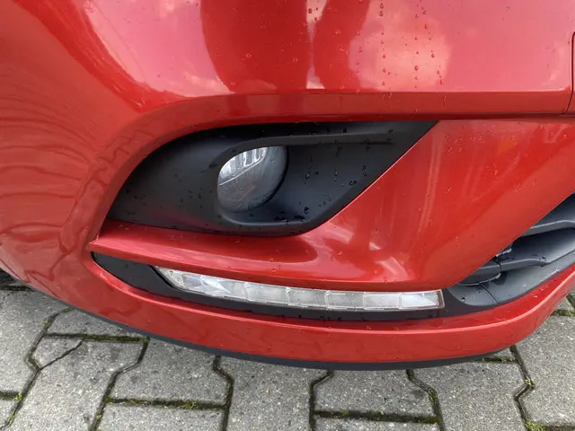 Renault Clio 0.9 TCe Limited 2018 Benzine 3