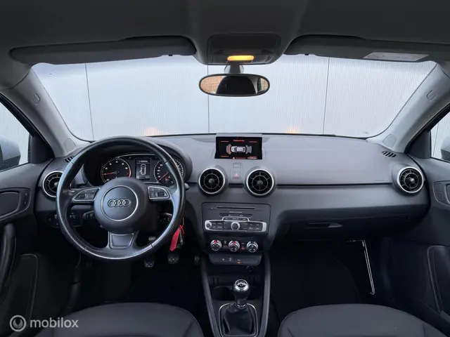 Audi A1 Sportback 1.0 TFSI Jaar apk 2017 Benzine 11