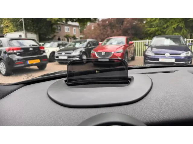 MINI Cooper Mini 1.5 60 Years Edition 2019 Benzine 23