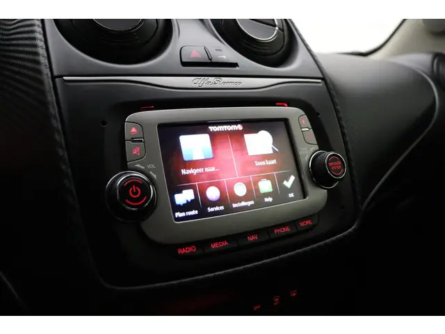 Alfa Romeo MiTo 0.9 TwinAir Esclusivo 2014 Benzine 21