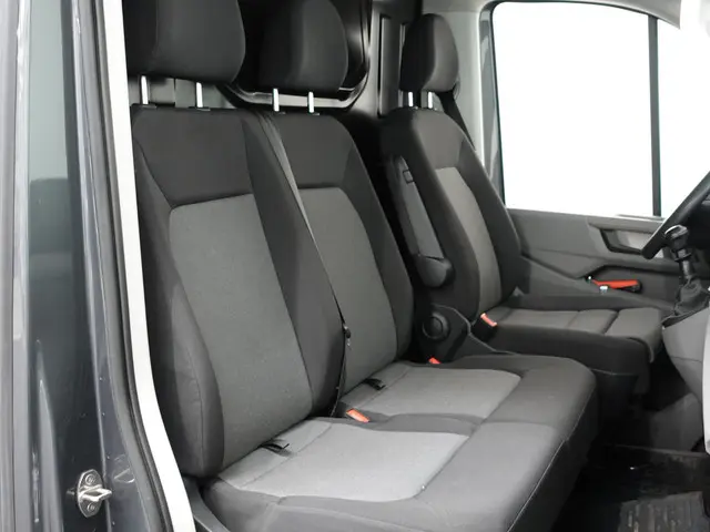 Volkswagen Crafter 30 2.0 TDI L3H3 Highline 2022 Diesel 17